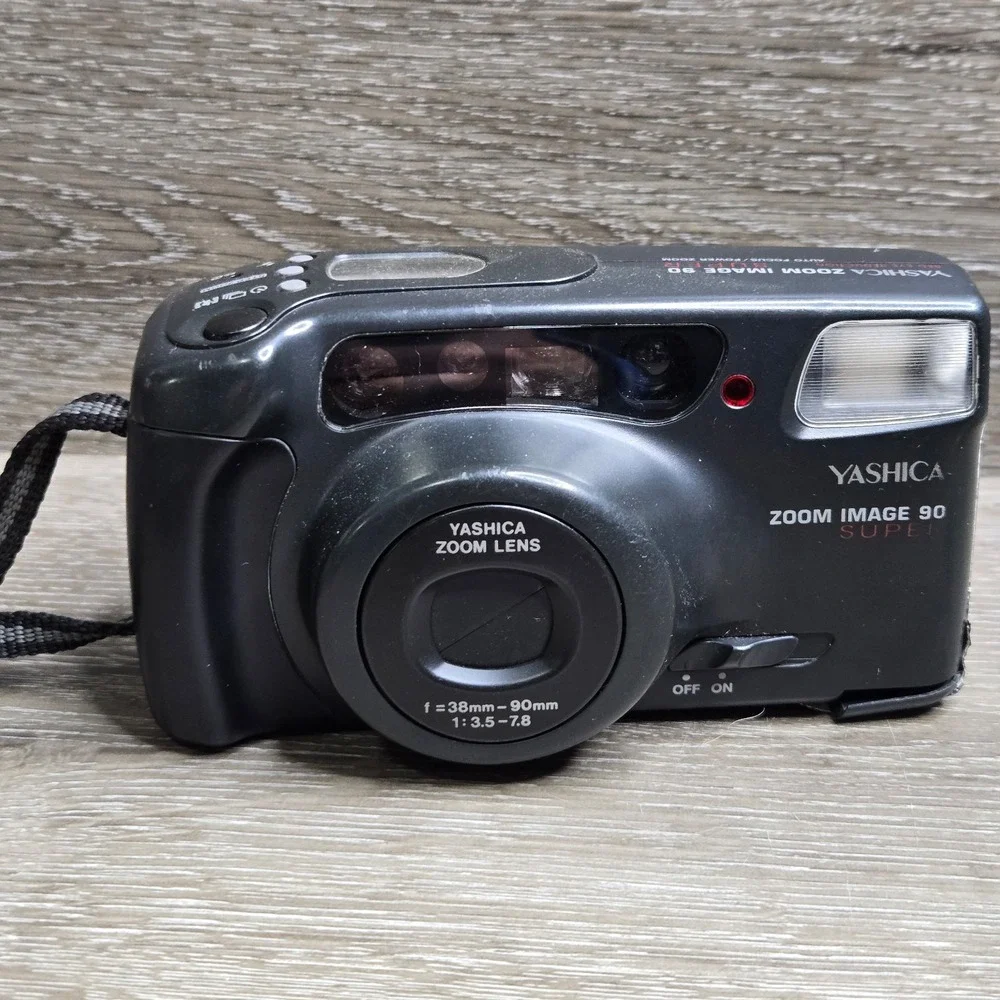 Yashica Zoom Image 90 Super f=38-90mm 1:3.5-7.8 Point Shoot Camera Tested + Batt